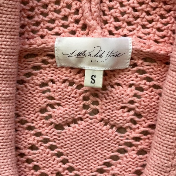Gorgeous pink eyelet hoodie sweater - Picture 9 of 11